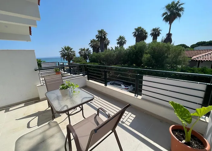 Paradise Overlook - Beachfront Villa Pefkohori